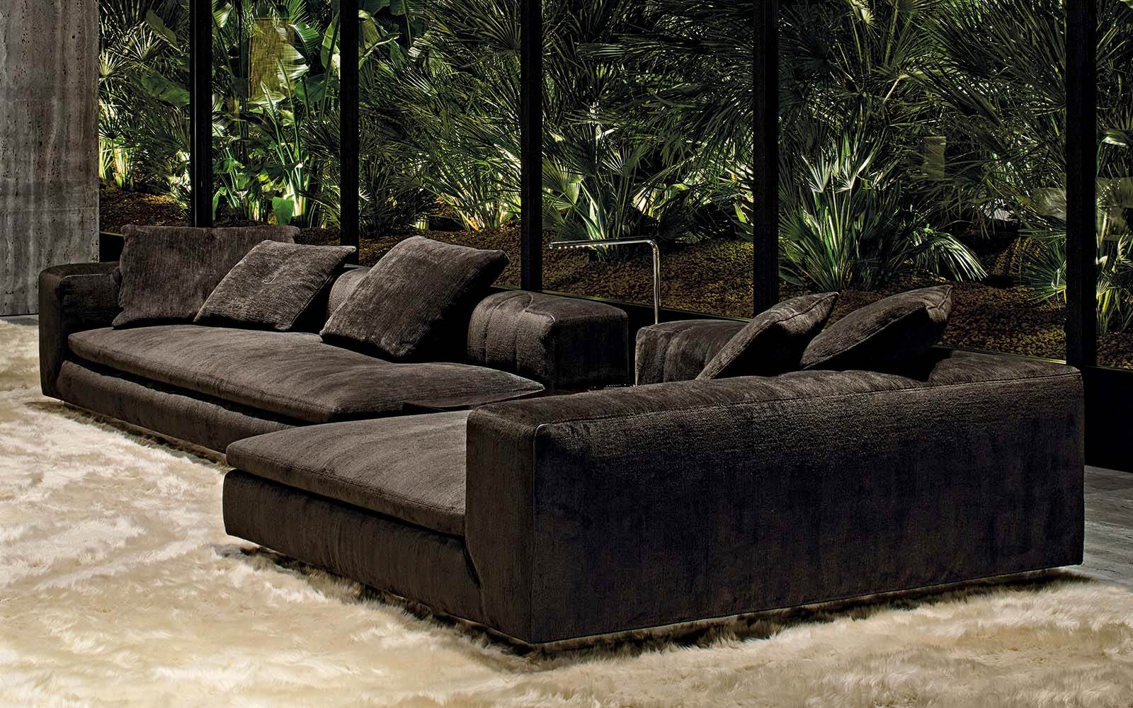Central axis sofa
