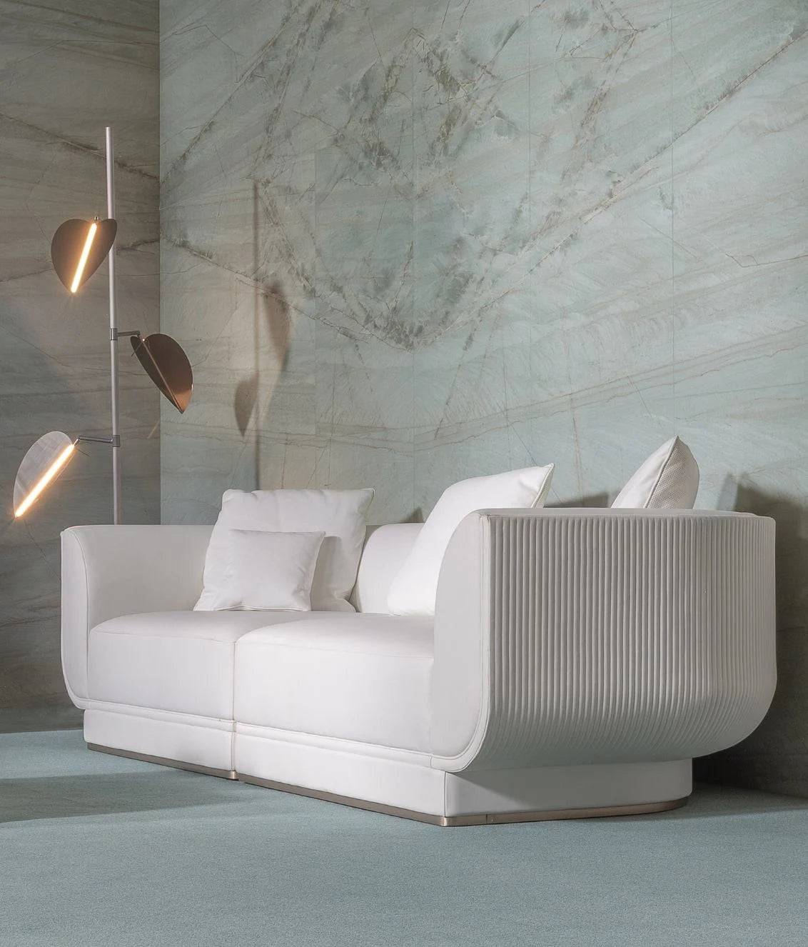 Fu Sofa