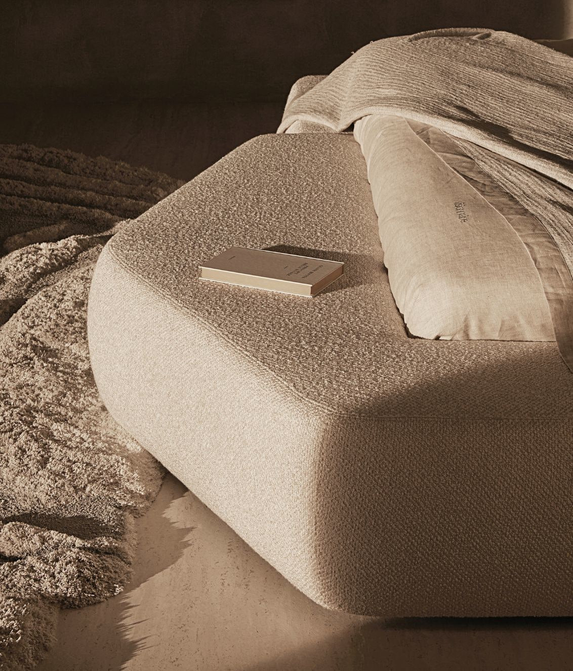Neo Bed