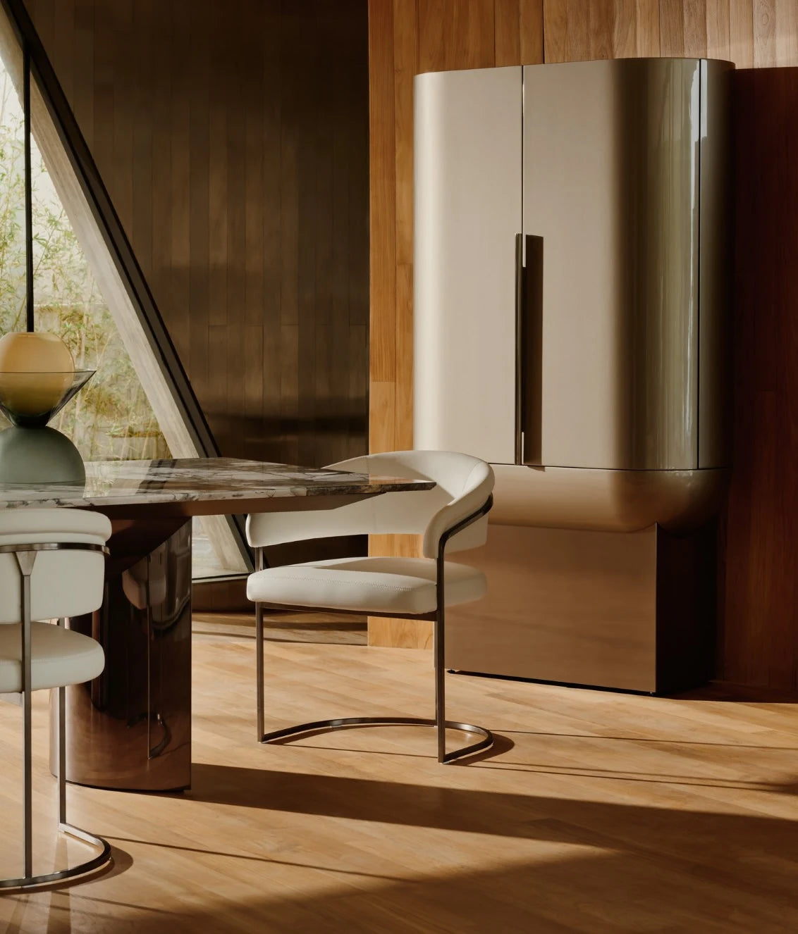 Smiling Table